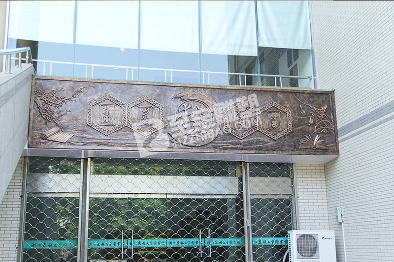 铸铜雕塑常用的四种保养方法